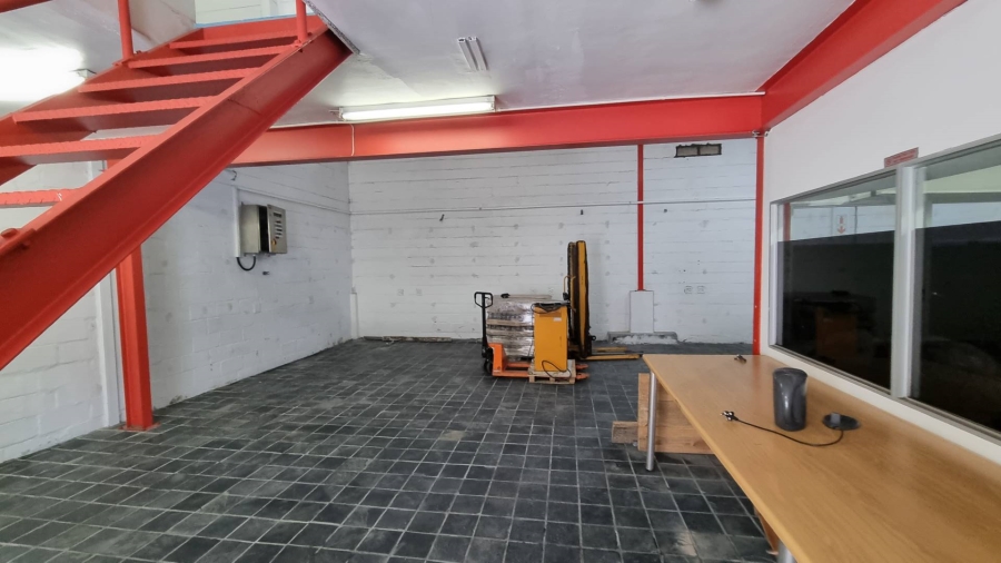 To Let Commercial Property for Rent in Woodstock Western Cape